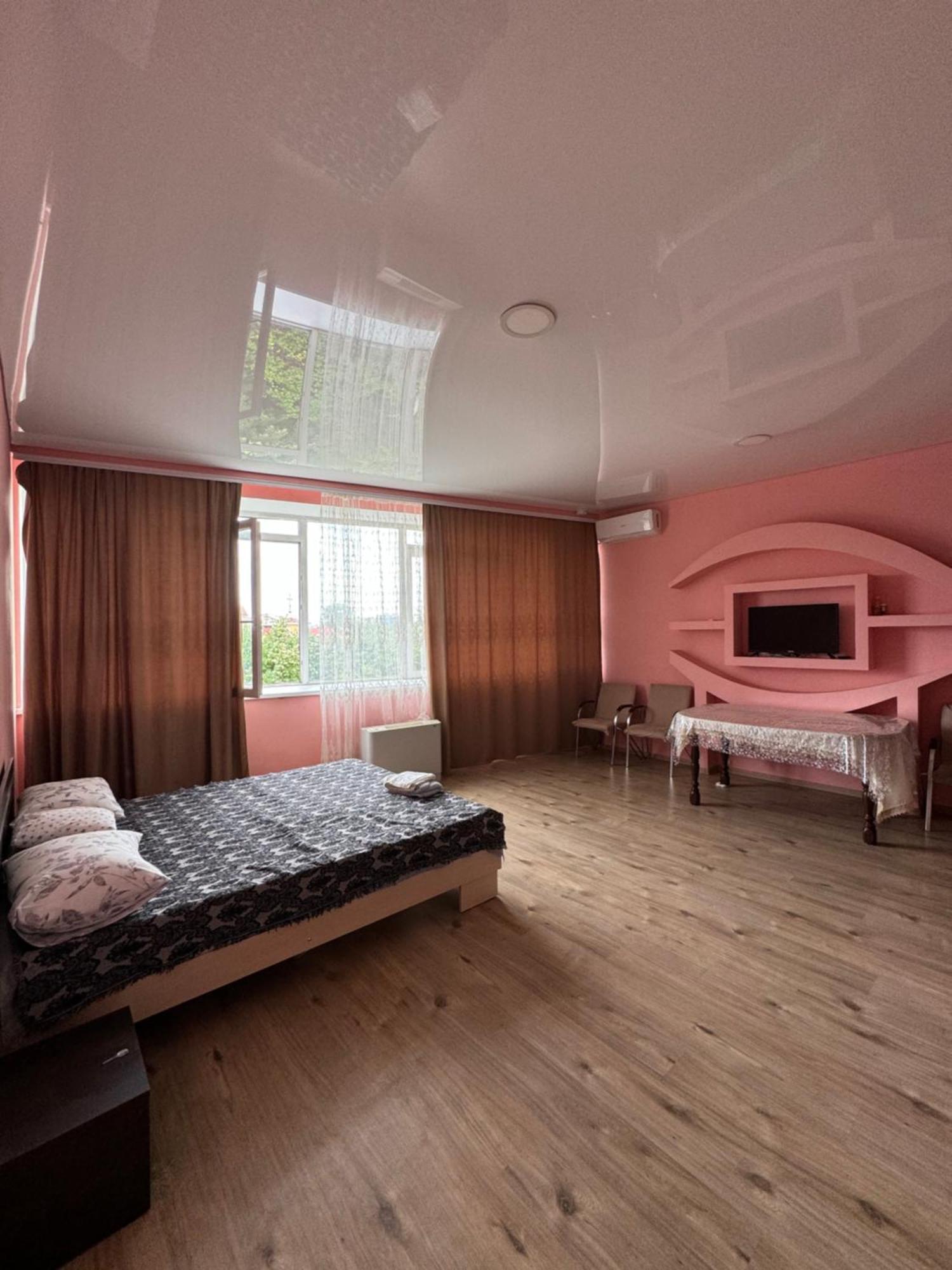 Dreamhotel Chisinau Ngoại thất bức ảnh